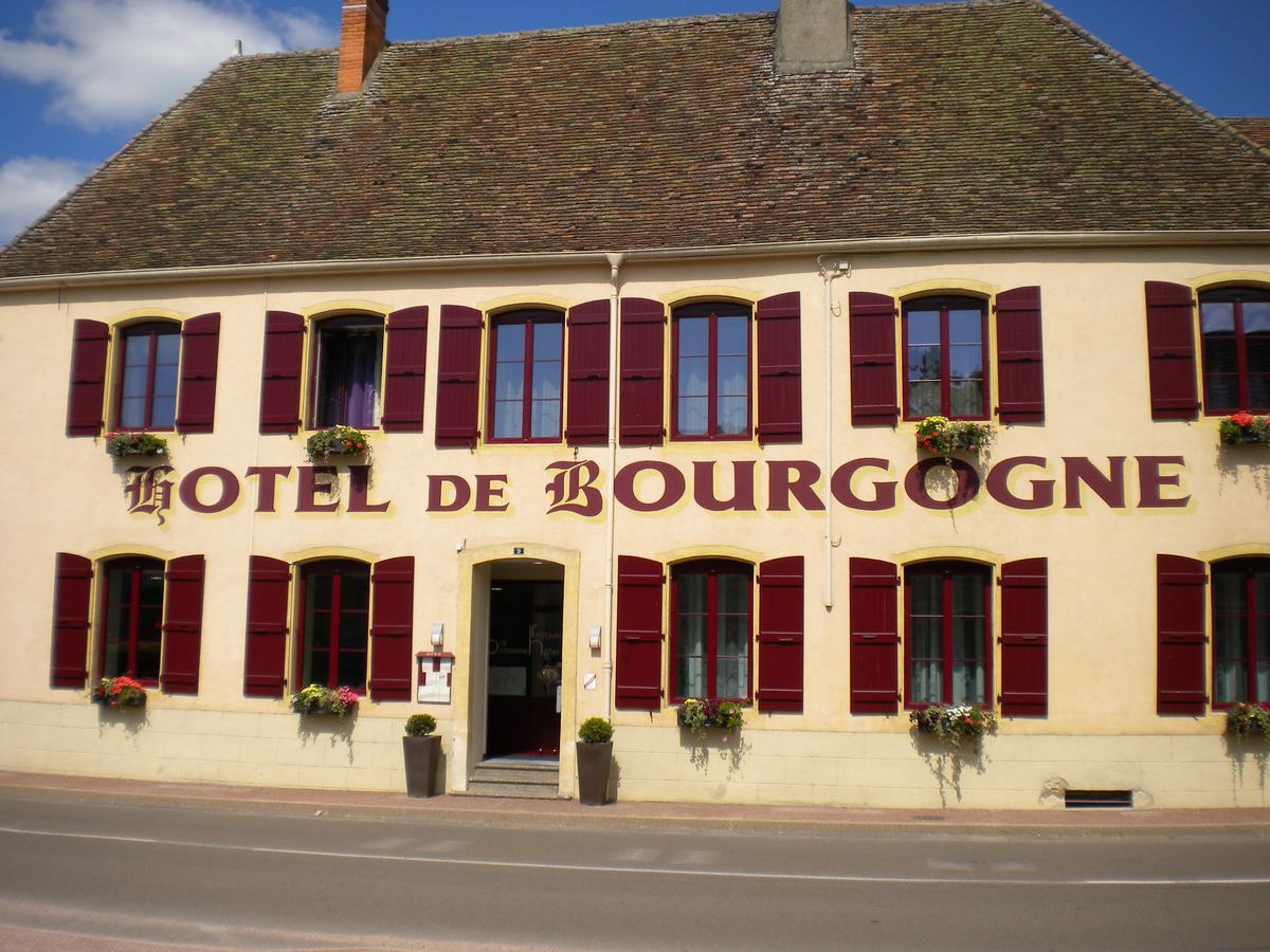 Hotel De Bourgogne La Clayette Экстерьер фото